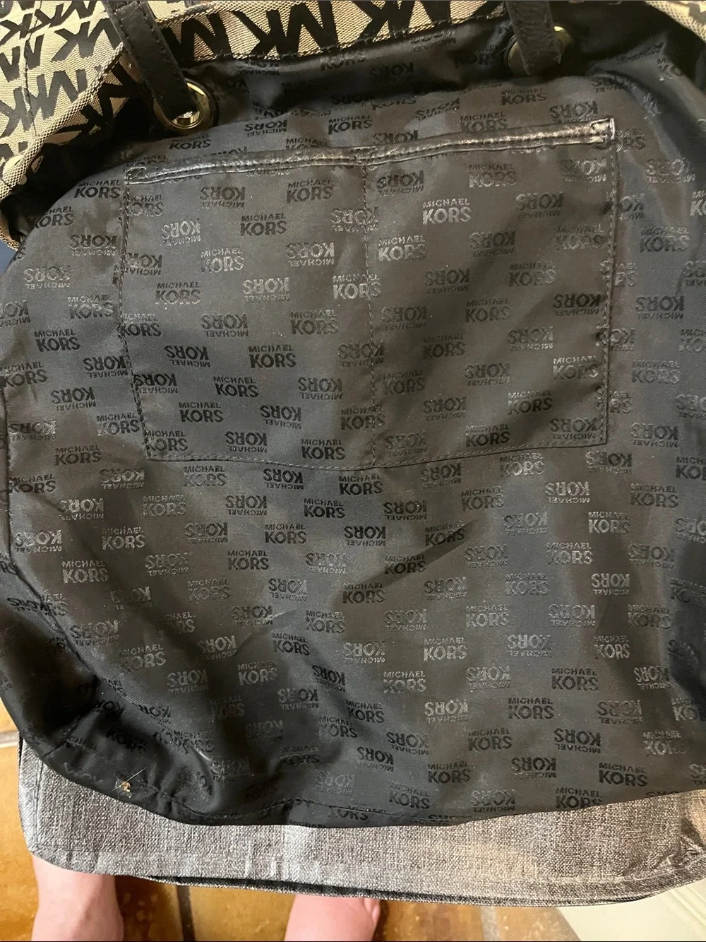 EUC Michael Kors Black & Brown MK Logo Tote with Gold Charm Leather Straps - Picture 12 of 14